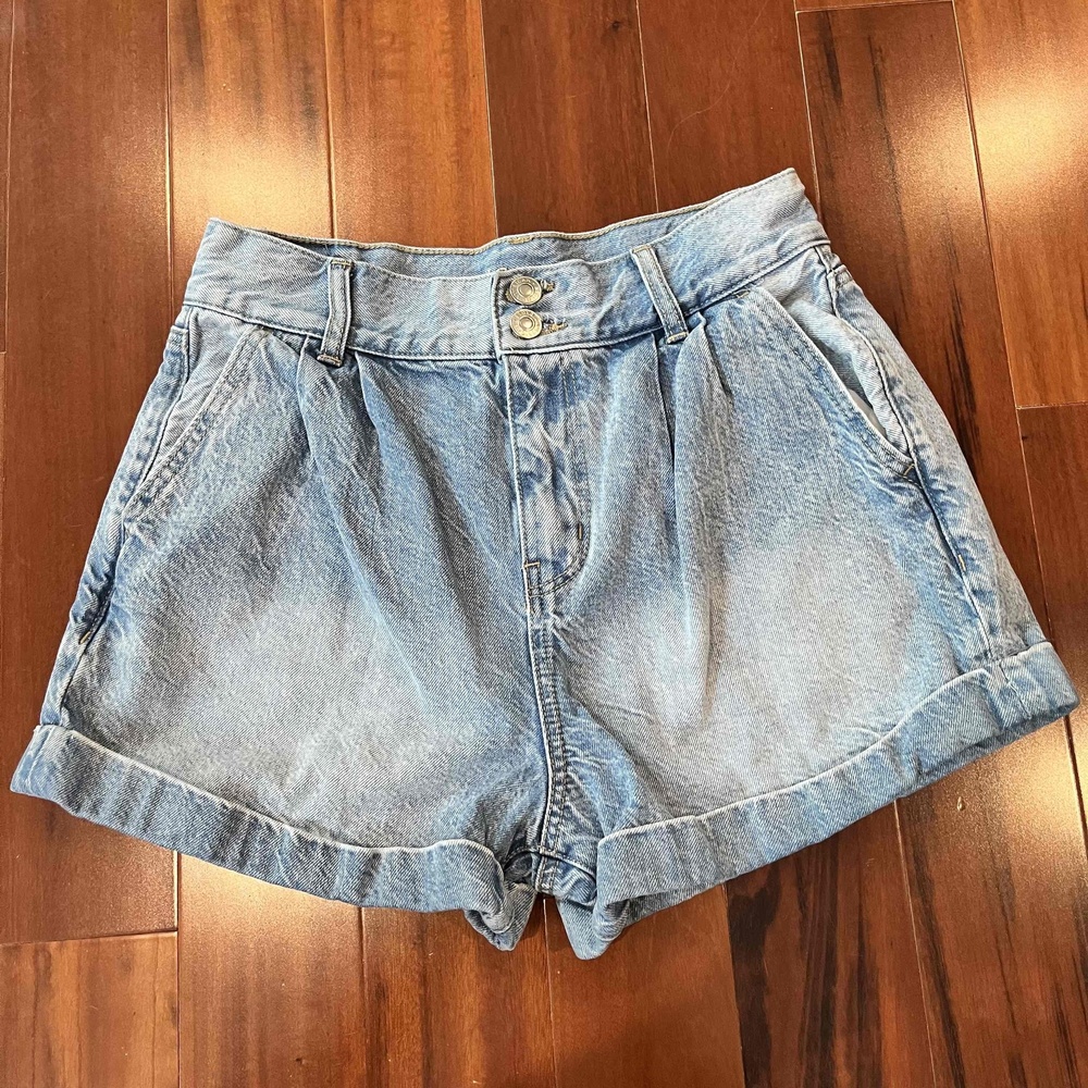 American Eagle‎ Blue Shorts Denim Jean Button Light Wash Cuffed Retro Size 2